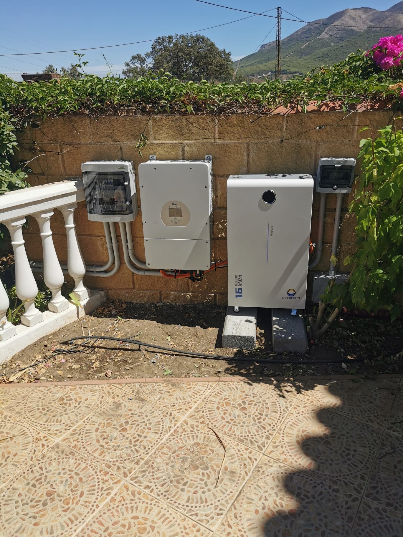 Thuisbatterij bij zonnepanelen in Málaga: welke capaciteit en wat kost het?