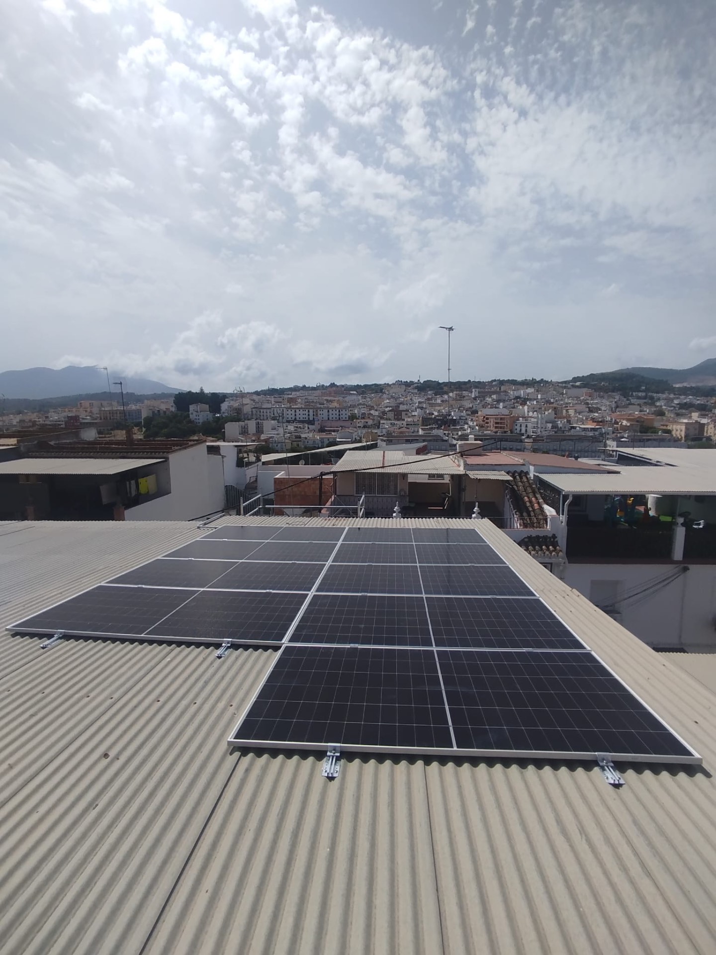 Zonnepanelen Costa del Sol: opbrengst, kosten en terugverdientijd in 2026