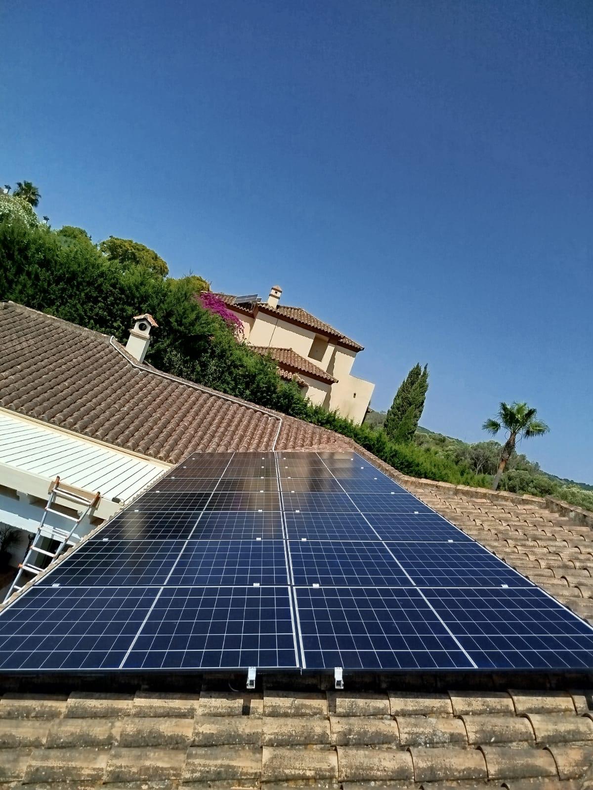 Mi Techo Solar installation project